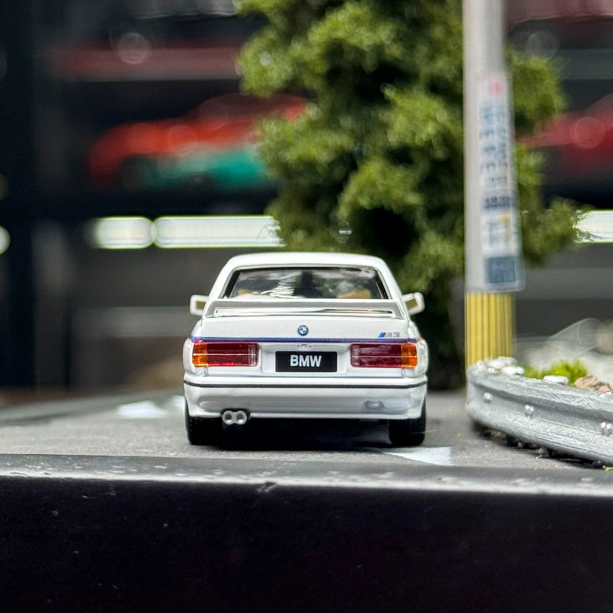 AR BOX 1:64 Scale Diecast Alloy White BMW M3 E30 Coupe Toys Cars Model