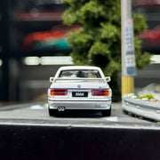 AR BOX 1:64 Scale Diecast Alloy White BMW M3 E30 Coupe Toys Cars Model