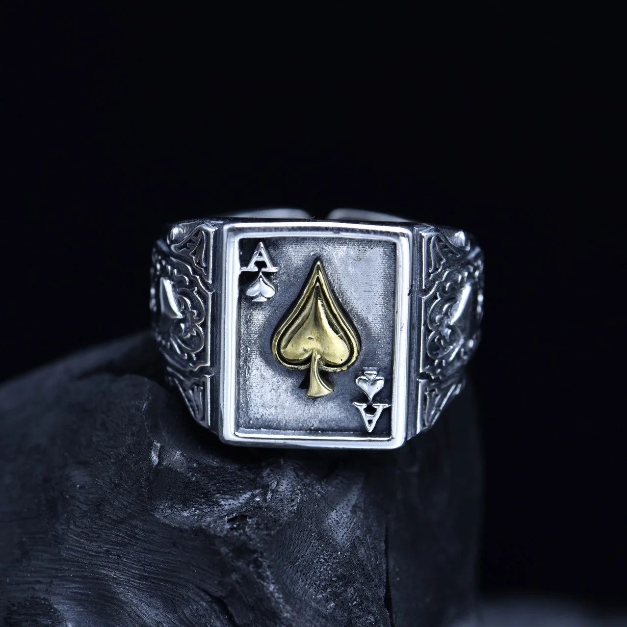 Retro Ace of Spades Ring