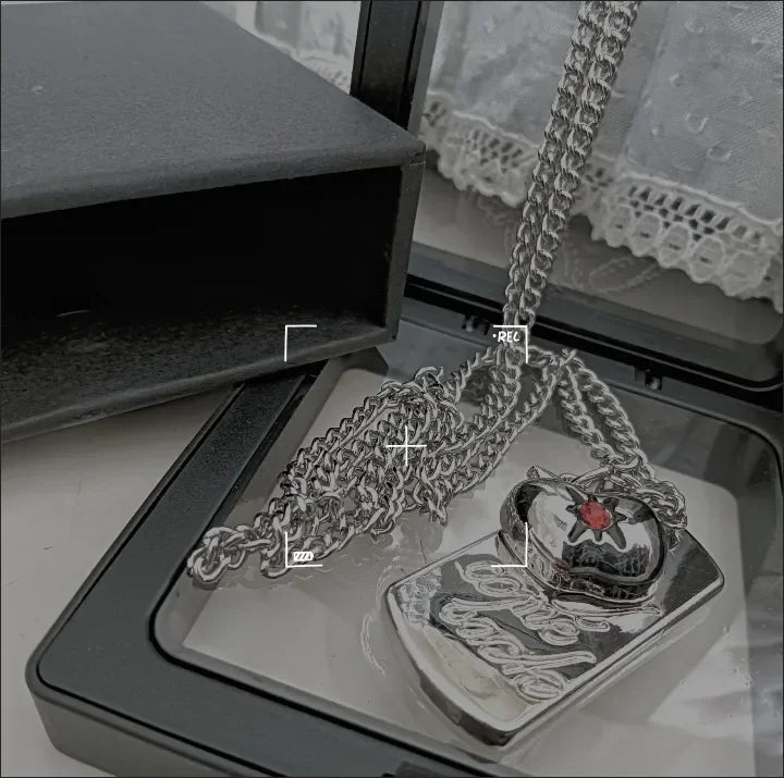 Love And Deepspace necklace